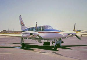 Piper Navajo VH-CFE